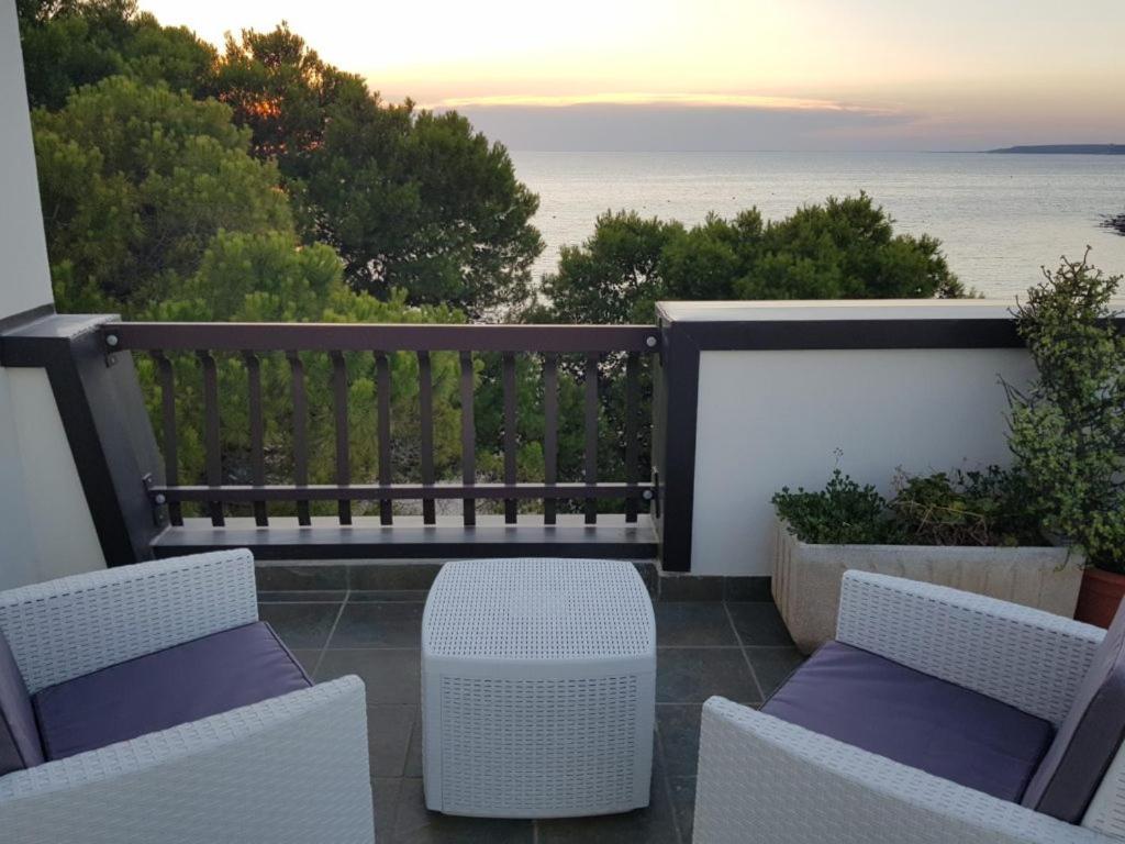 Con Terrazzo Sul Mare E Discesa In A